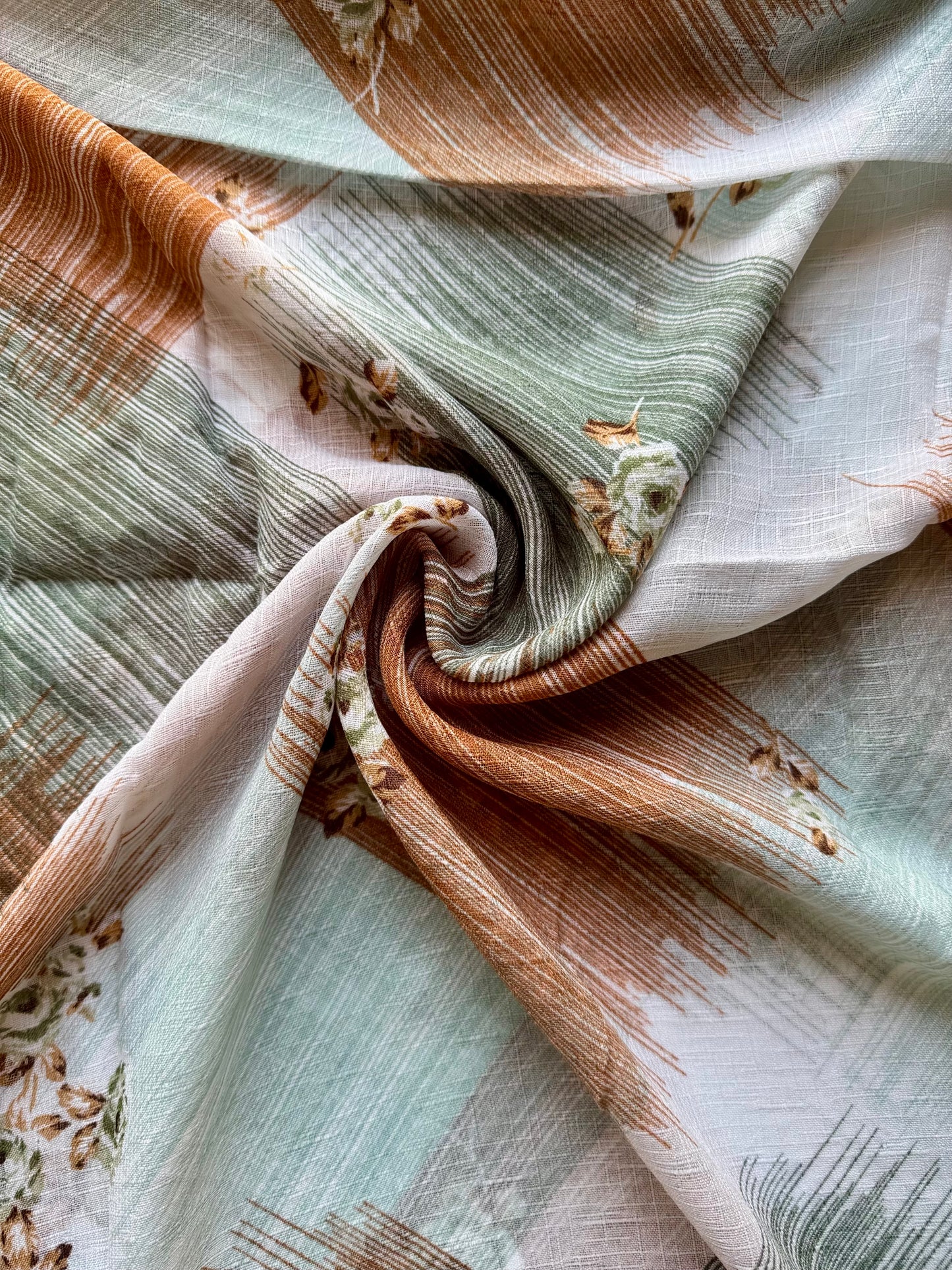 Breeze Geometric Lawn