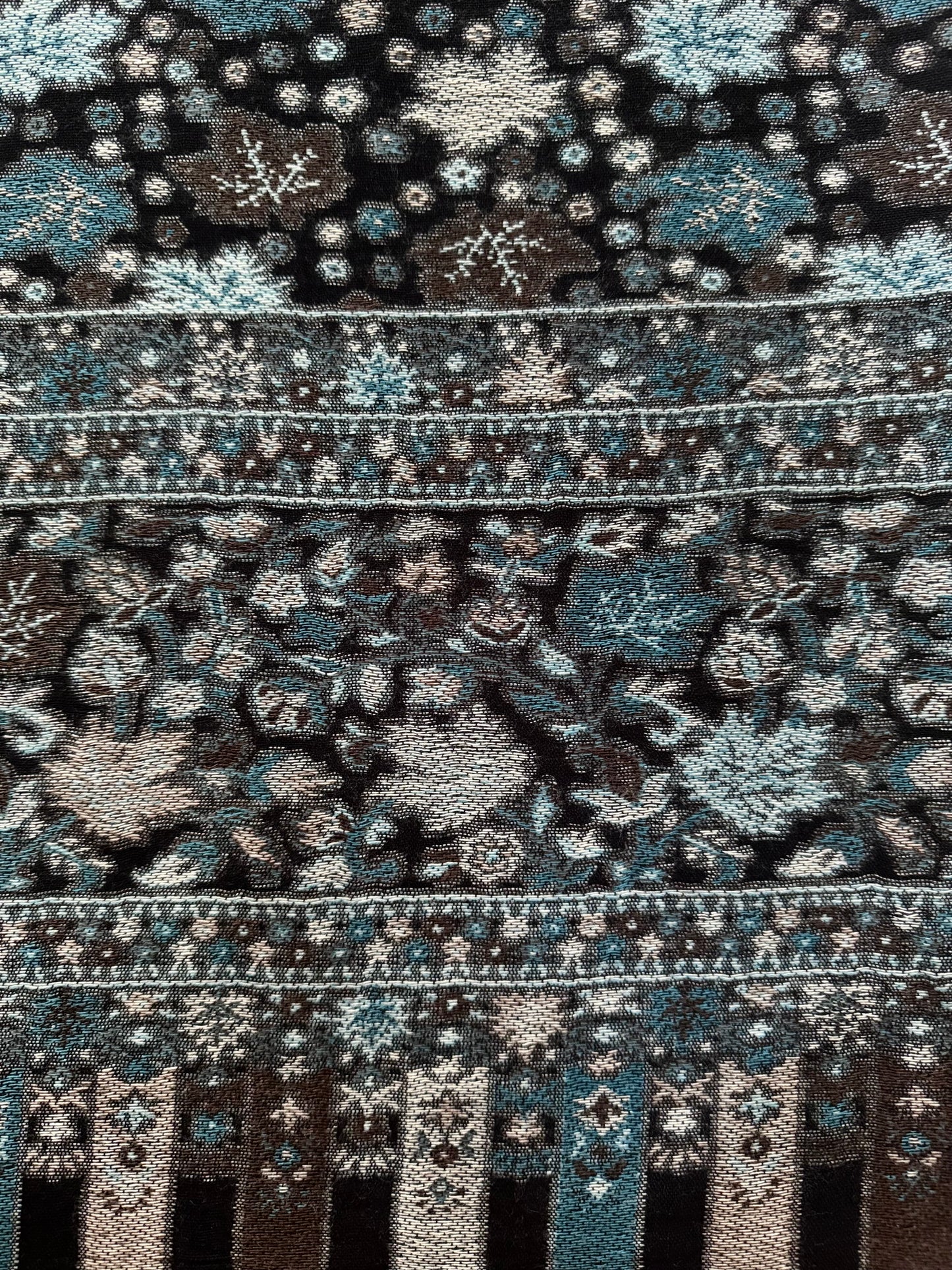 Black Leaf Printed Pashmina