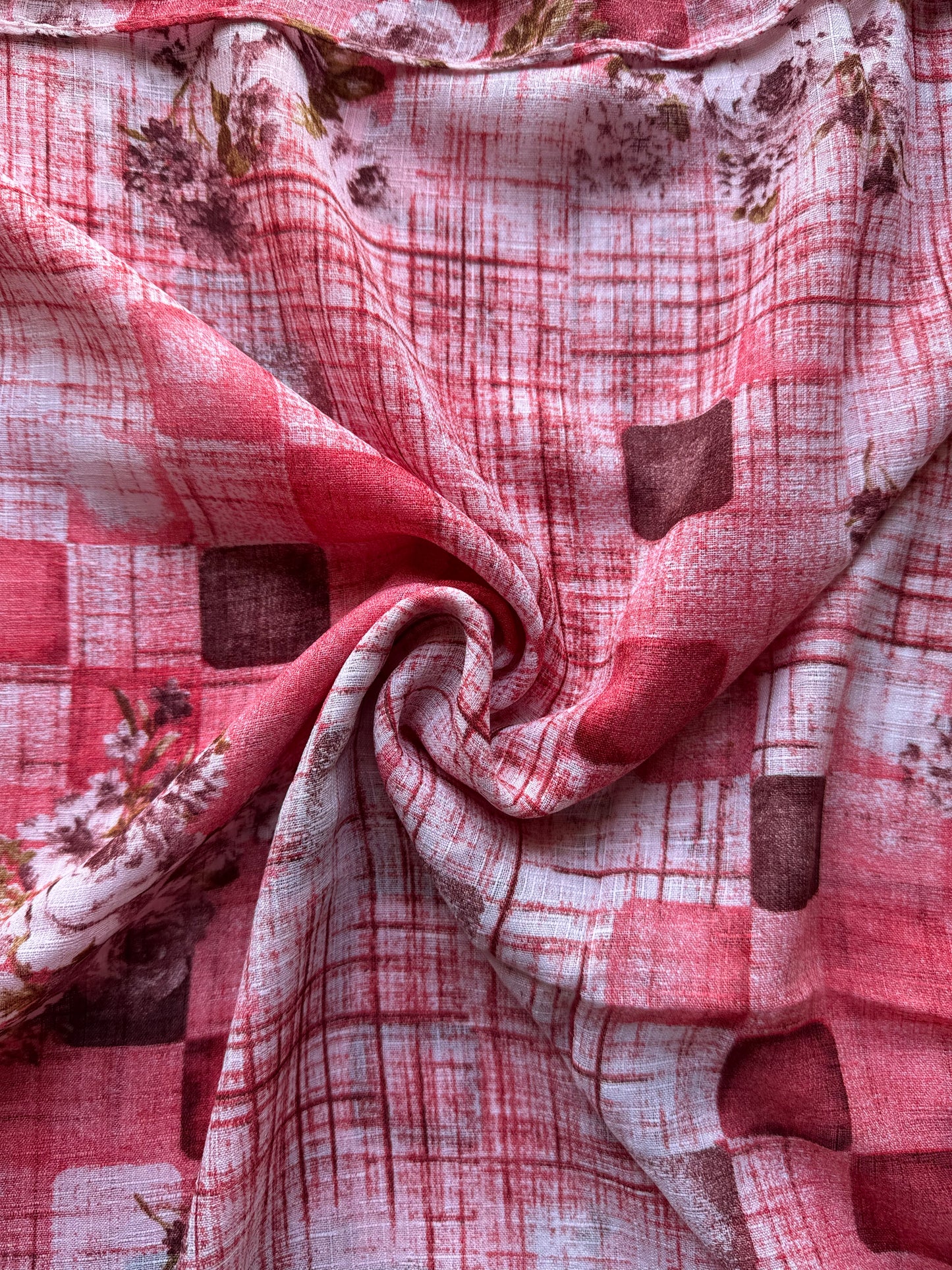 Magenta Grid Lawn